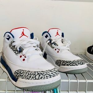 Nike Jordan 3 Retro True Blue sneakers